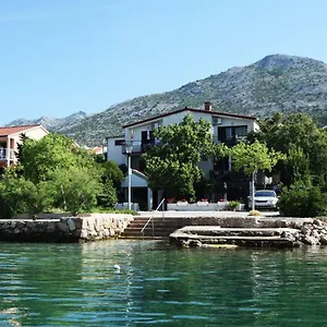 apartmani-ivica-boja.hotelinzadar.com/